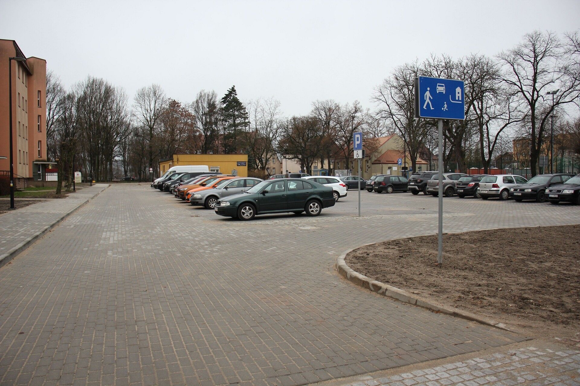 Nowy parking przy ul. Konopnickiej i Alei Wolności