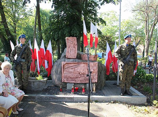 Pamięci Sybiraków i agresji ZSRR na Polskę 51440