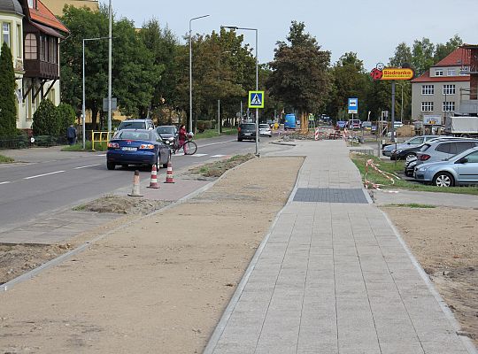 Przy ulicy Wojska Polskiego powstaje droga dla 51563