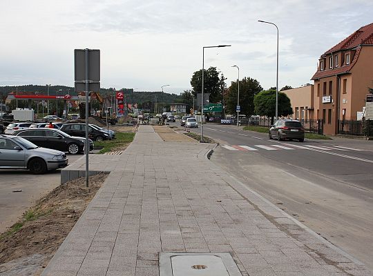Przy ulicy Wojska Polskiego powstaje droga dla 51565