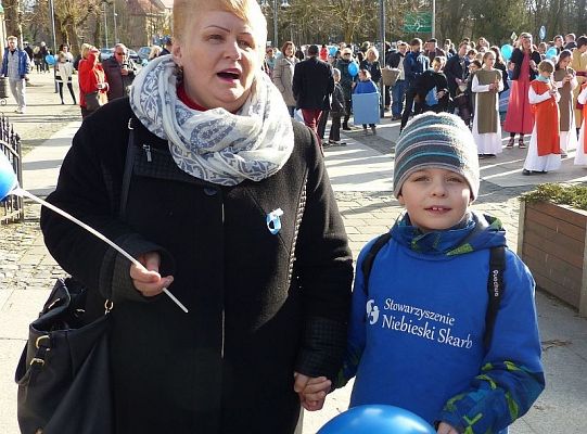 Marsz dla Autyzmu przeszedł ulicami Lęborka 14148