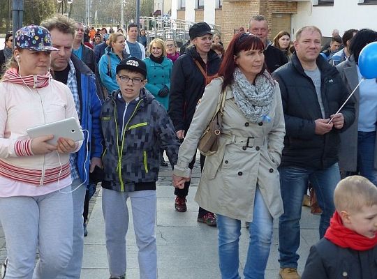 Marsz dla Autyzmu przeszedł ulicami Lęborka 14161