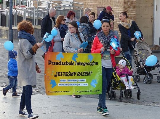 Marsz dla Autyzmu przeszedł ulicami Lęborka 14163