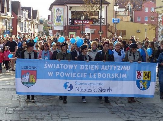 Marsz dla Autyzmu przeszedł ulicami Lęborka 14146