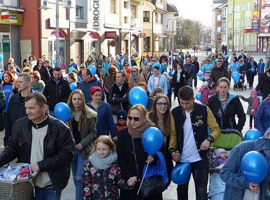 Marsz dla Autyzmu przeszedł ulicami Lęborka 14167