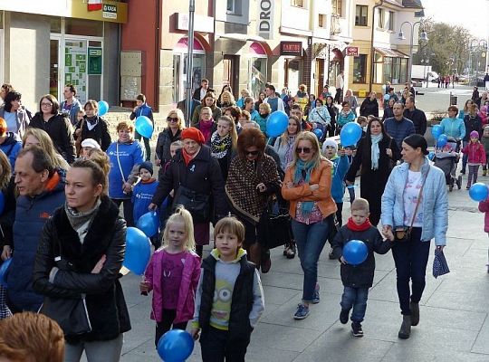Marsz dla Autyzmu przeszedł ulicami Lęborka 14169