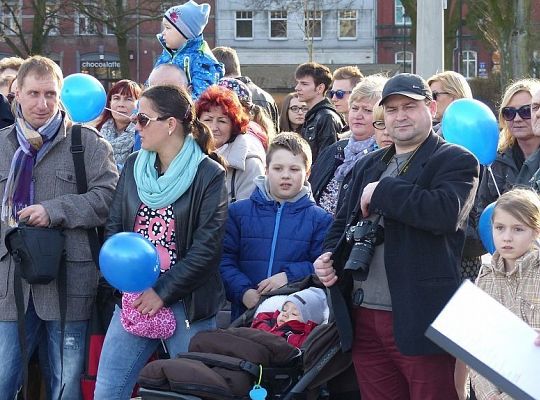 Marsz dla Autyzmu przeszedł ulicami Lęborka 14228