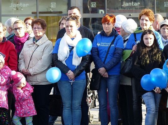 Marsz dla Autyzmu przeszedł ulicami Lęborka 14237