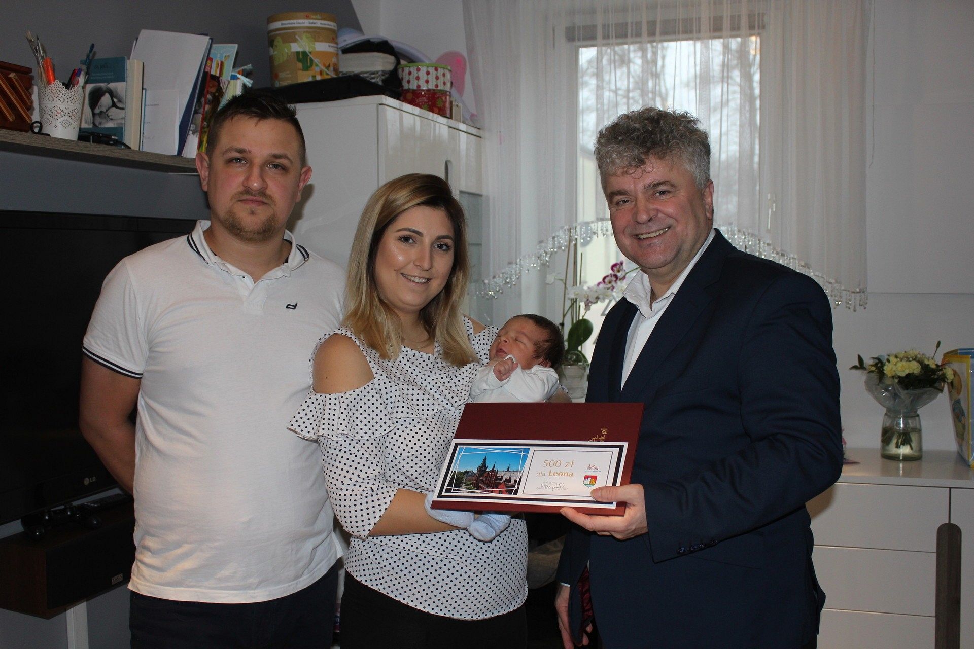 Wizyta u pierwszego urodzonego w 2020 dziecka i