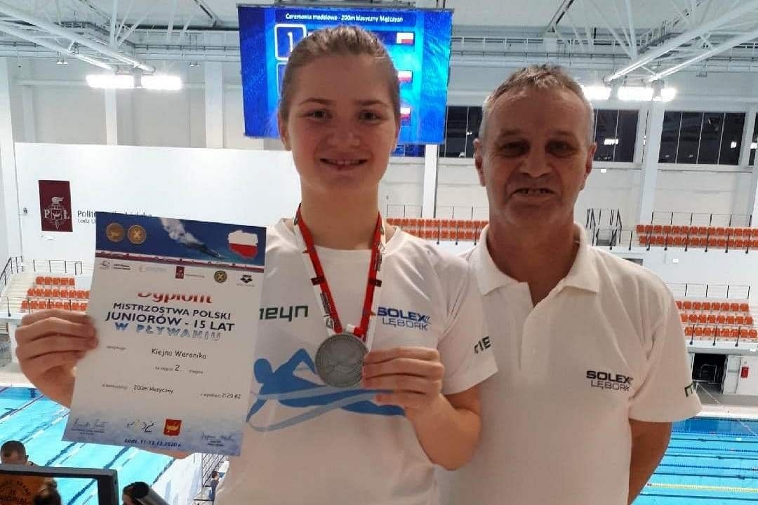 Weronika Klejna bije rekord Lęborka w pływaniu