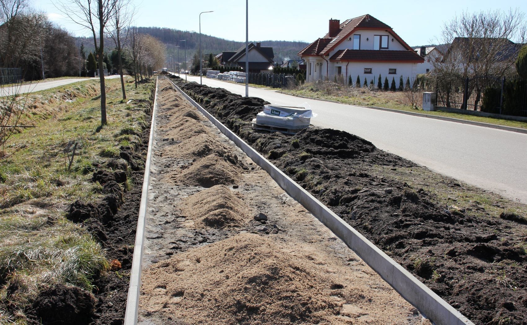 Na Harcerzy powstaje chodnik z Budżetu