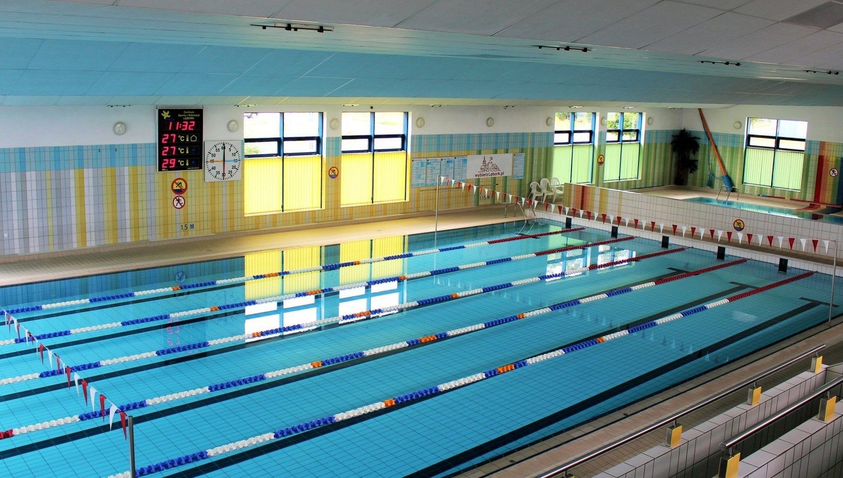 Pływalnia czynna dla wszystkich!