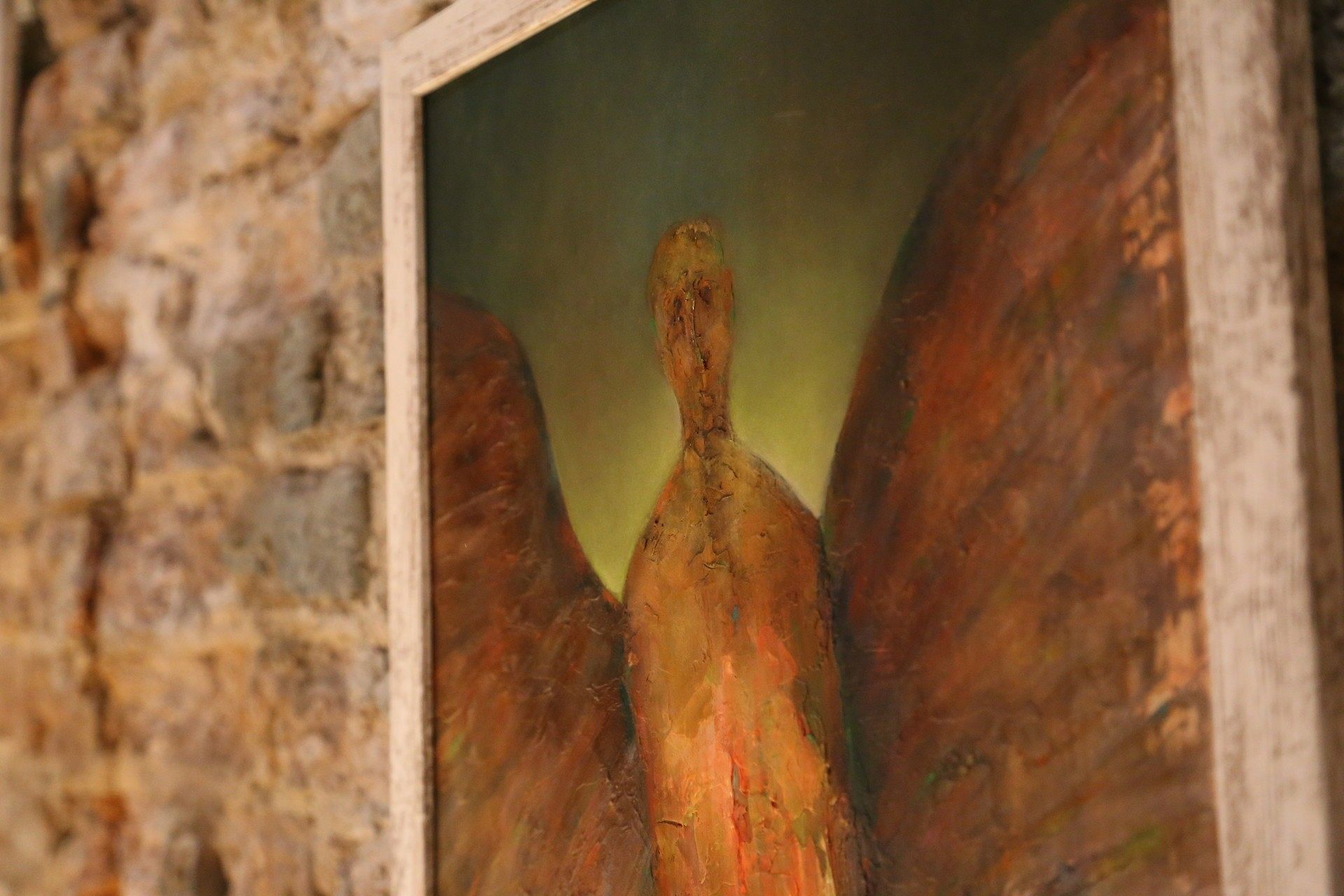 Wystawa „I anieli Go powiedli” w wieży Sanktuarium