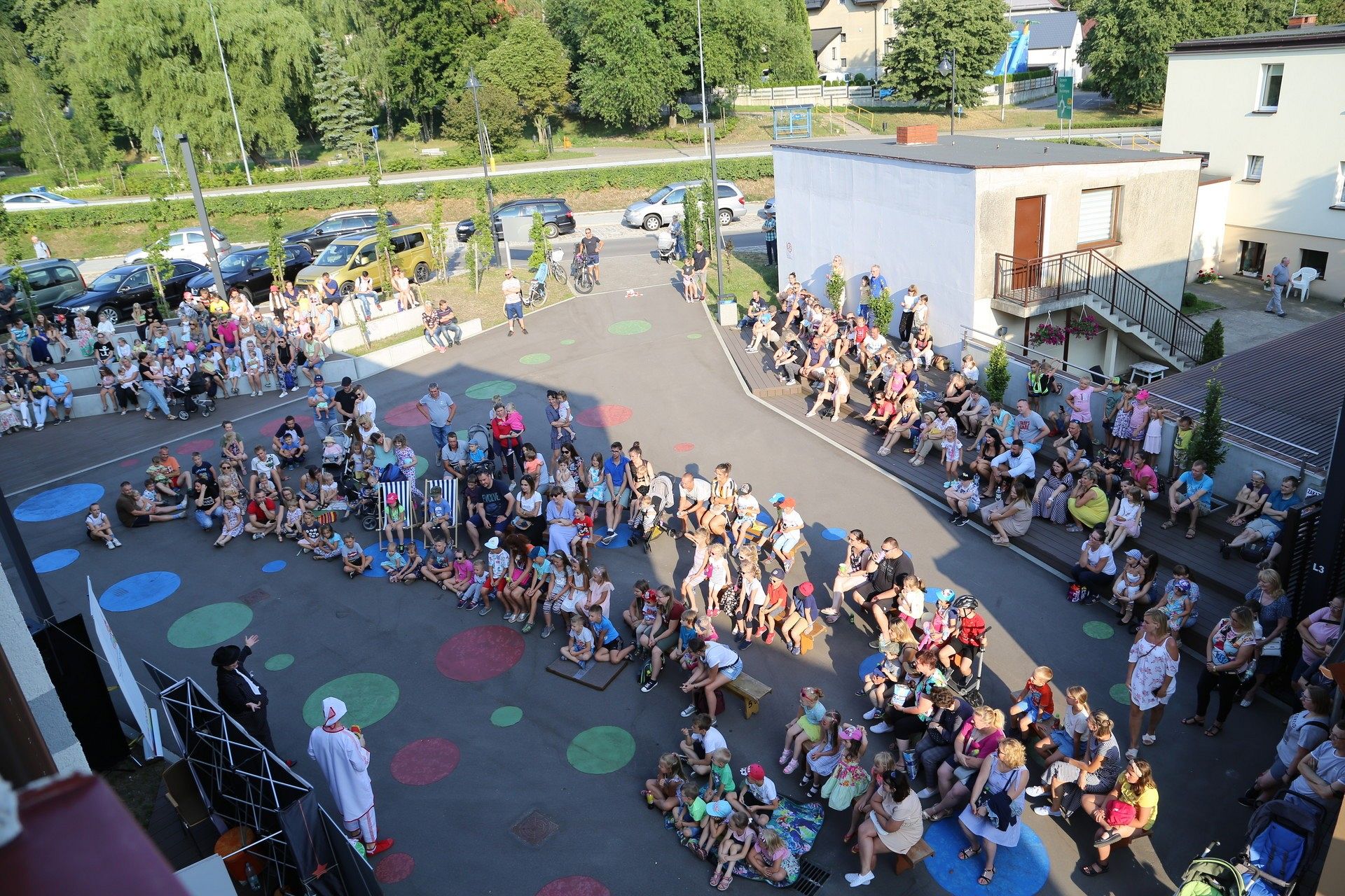 Radość w „Zakątku Kultury”. Letnie spektakle dla