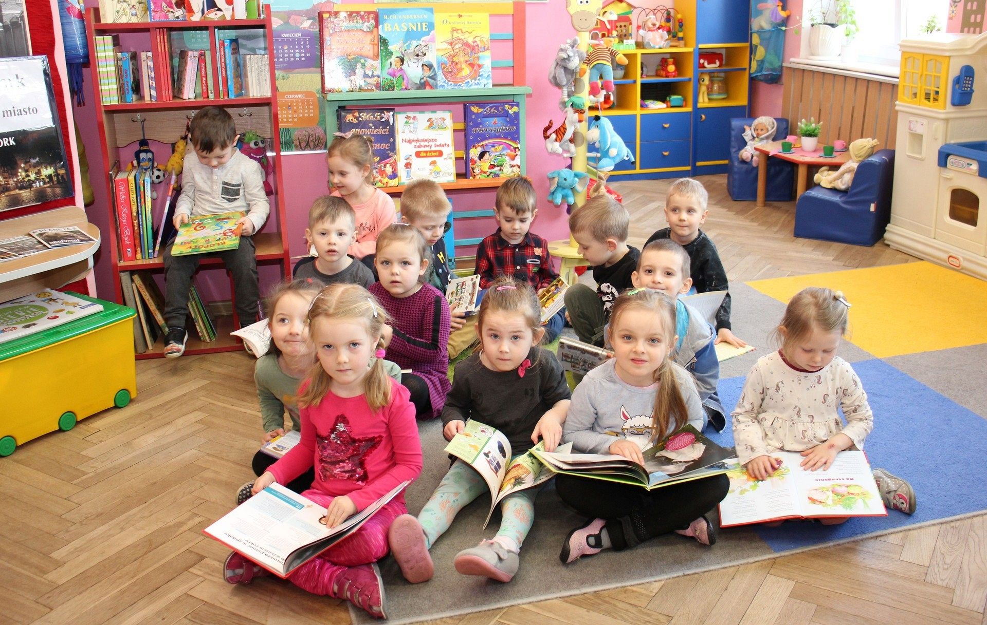 Nowości wydawnicze za 18 tysięcy złotych dla