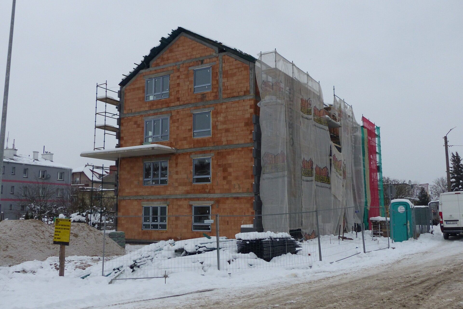 Przy ulicy Władysława IV powstają nowe domy