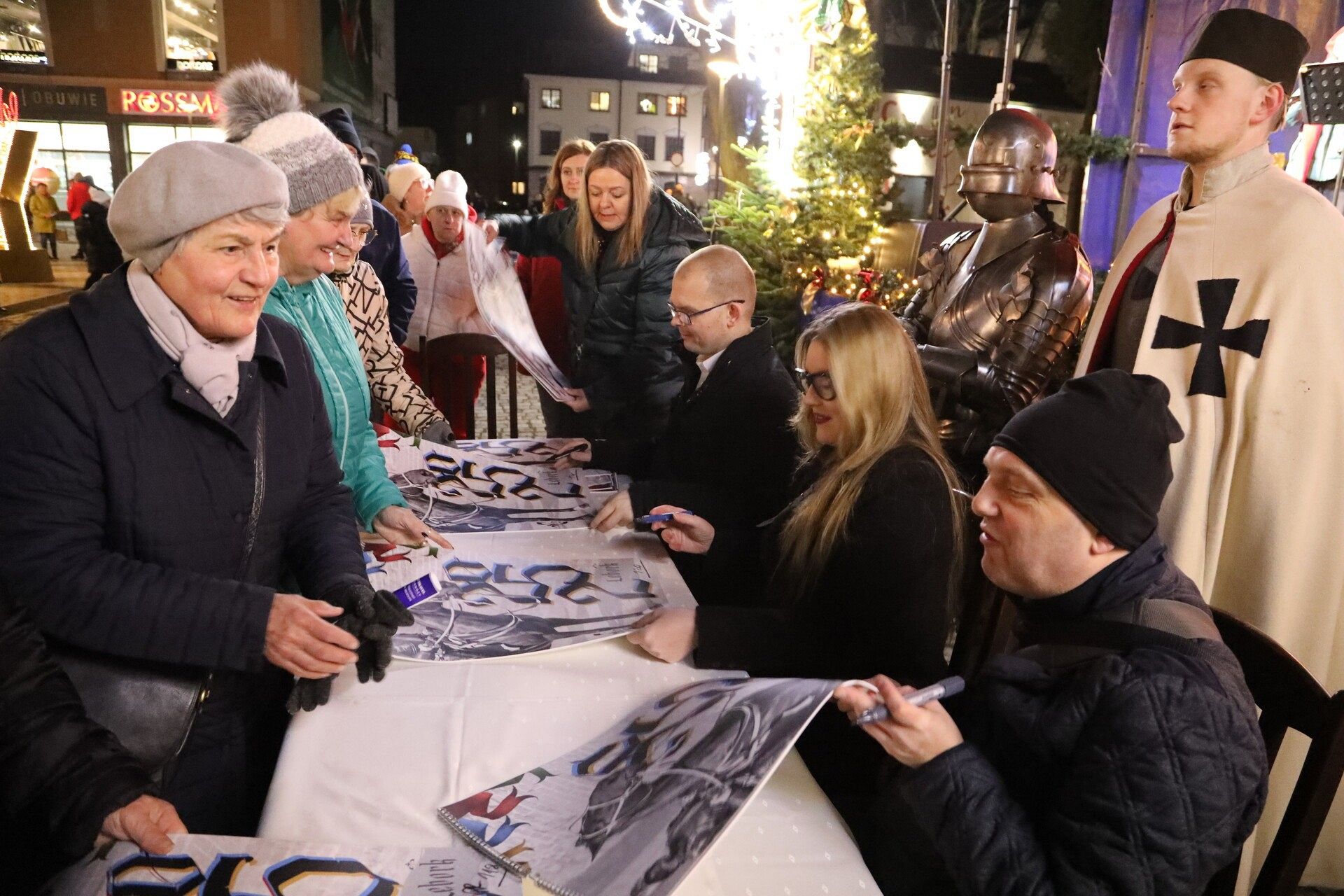 Tłumy na promocji miejskiego kalendarza na 2025