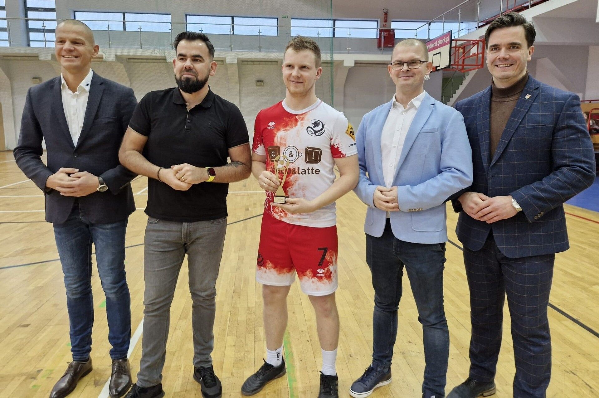 Zagrali o zwycięstwo w XXIV Halowym Turnieju Piłki