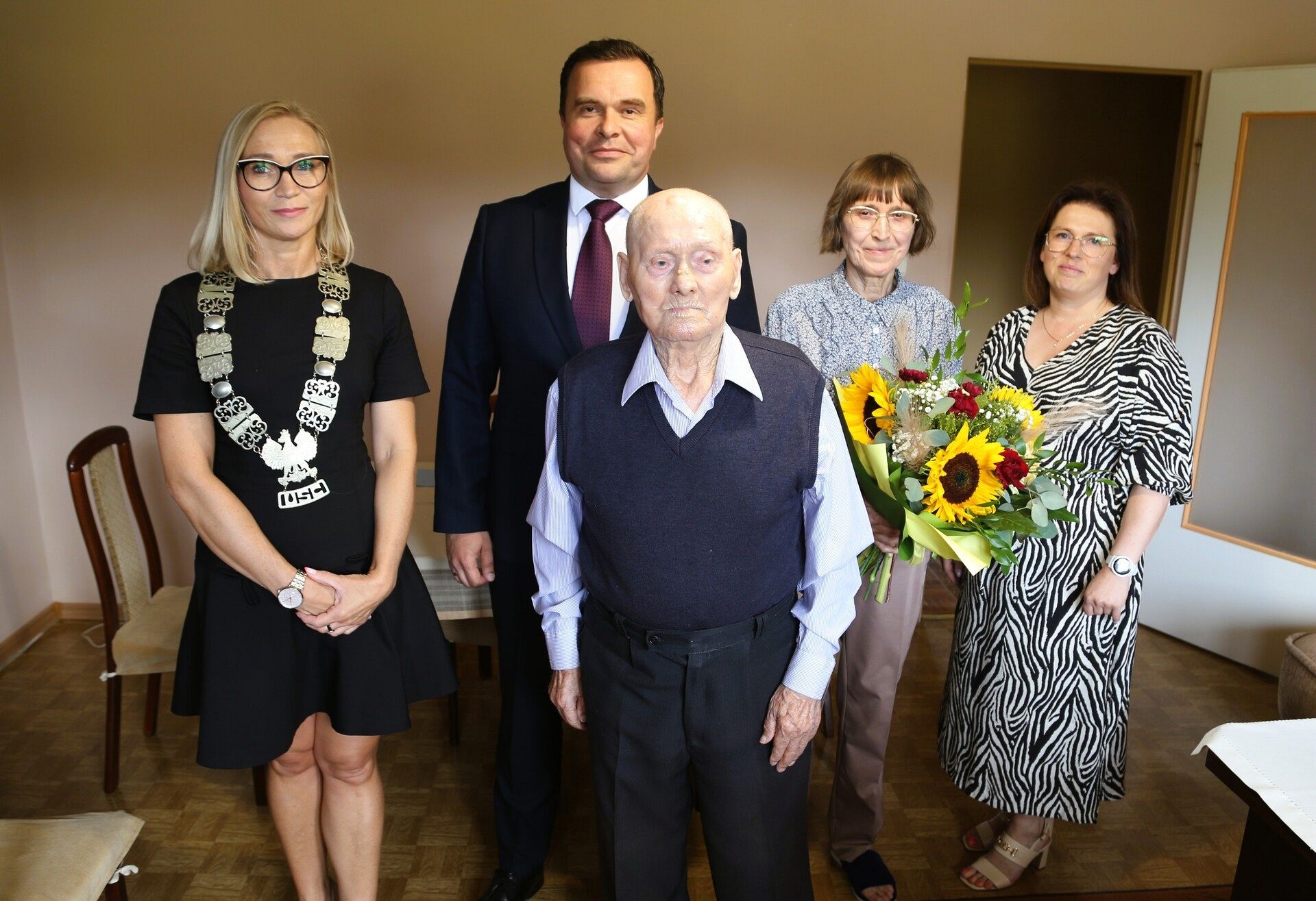 Sto lat minęło... Pan Marian Sasin z pięknym