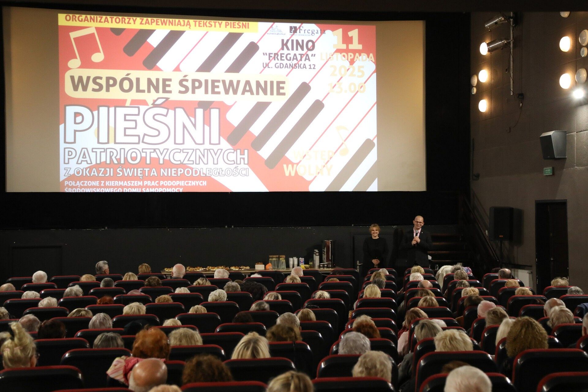 Rok „Fregaty dla Seniorów” – film, kawa i