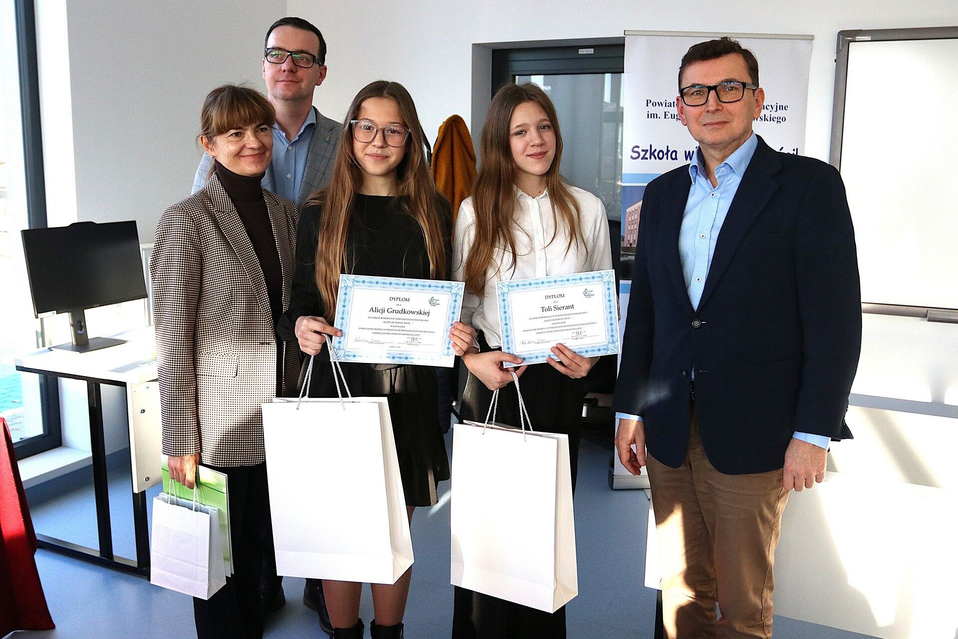 Rekordowa edycja konkursu „Każdy budować może” w