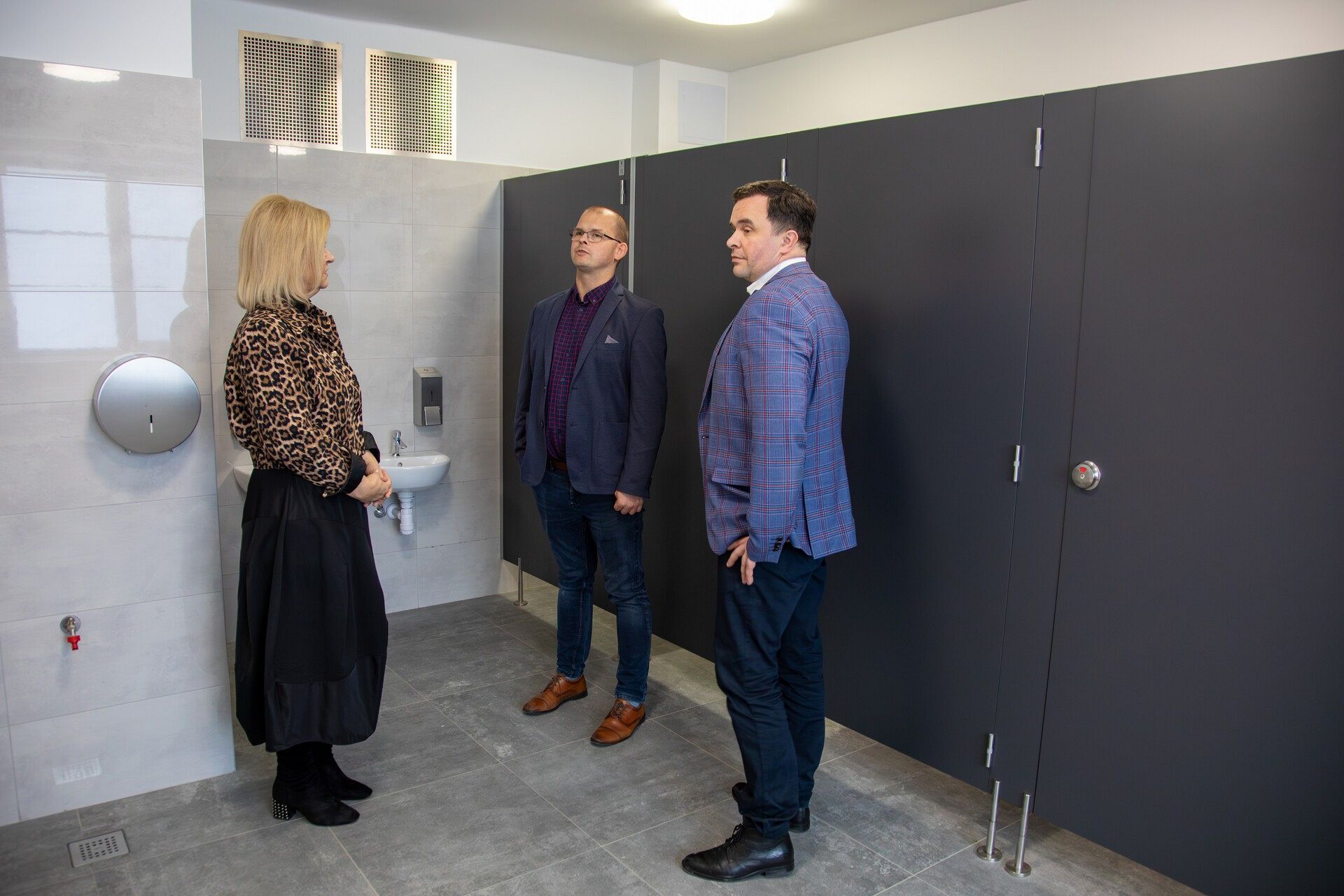 Toalety bez barier w lęborskich szkołach - SP1 już