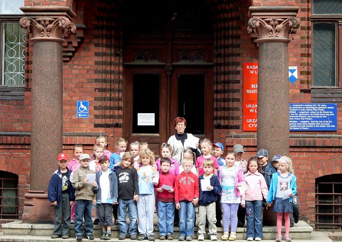 Przedszkolaki na szlaku średniowiecznych obwarowań