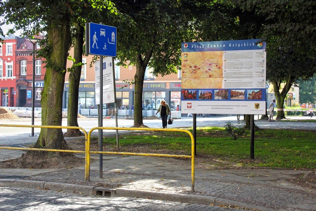 Nowa tablica promująca zabytki miasta