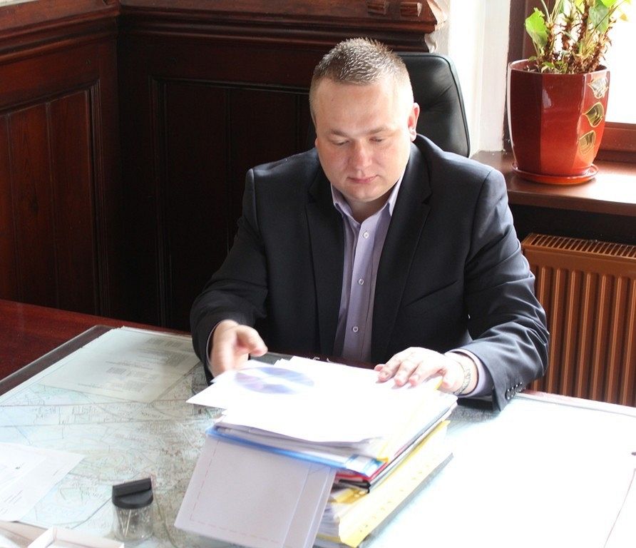 W fotelu burmistrza zasiadł „jednodniowy”