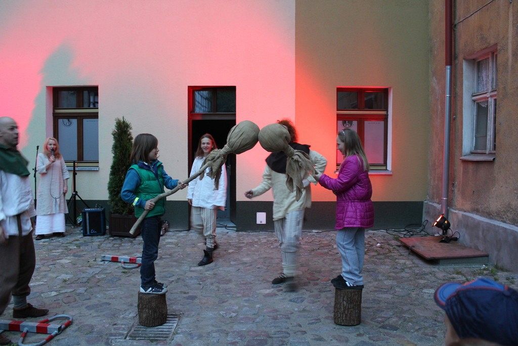 "Kolorowy świat kuglarzy" – Noc Muzeów w