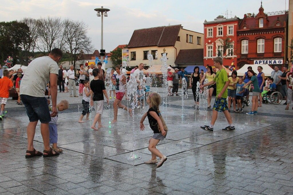 Program muzyczny fontanny na Placu Pokoju