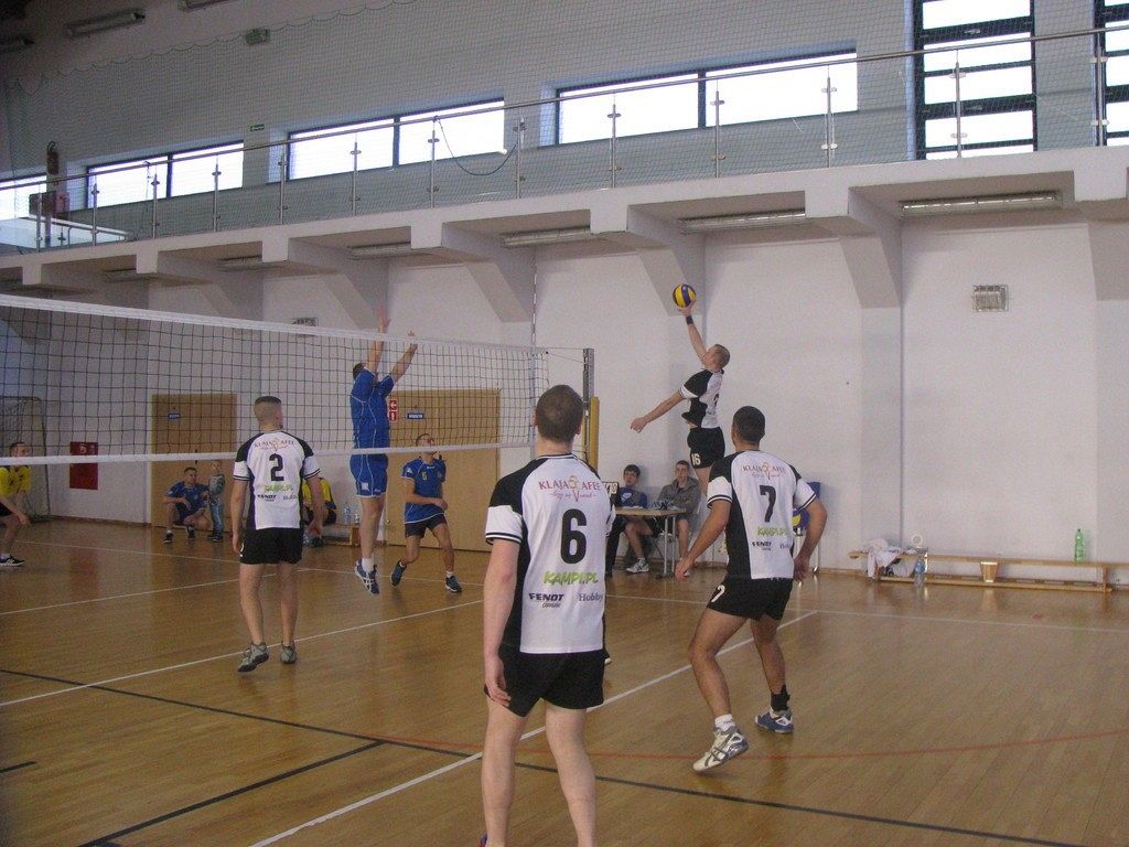Piąta kolejka siatkarskich rozgrywek amatorów w