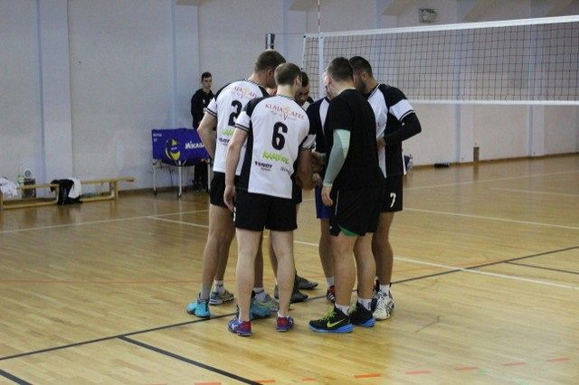 Amatorska Liga Siatkówki po pierwszej kolejce