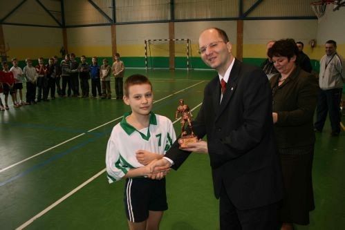 Halowy Turniej Piłki Nożnej o Puchar Burmistrza