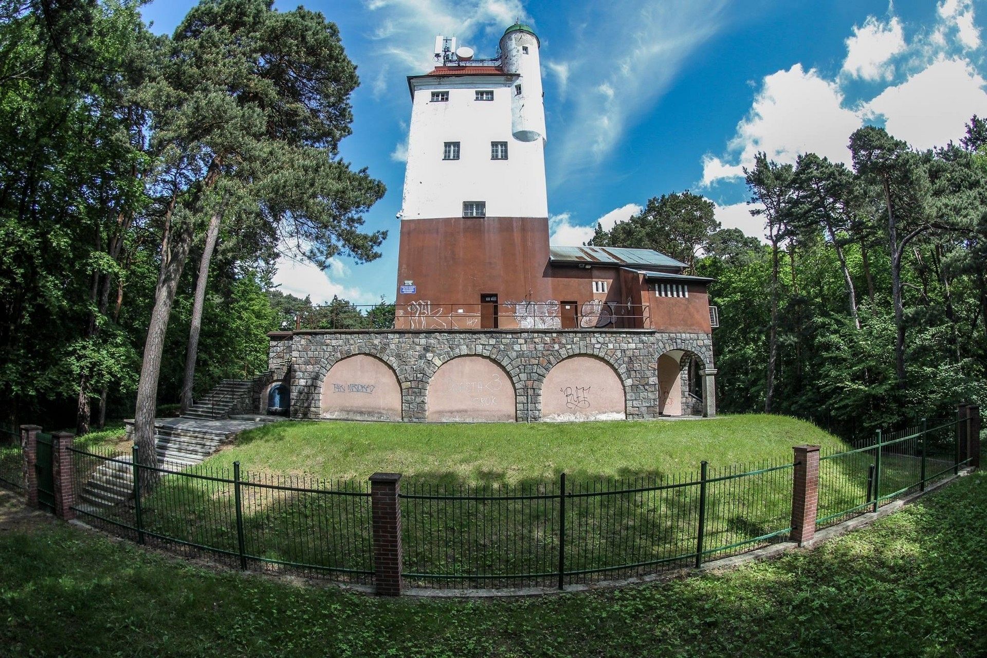 Umowa na przebudowę Wieży Ciśnień podpisana