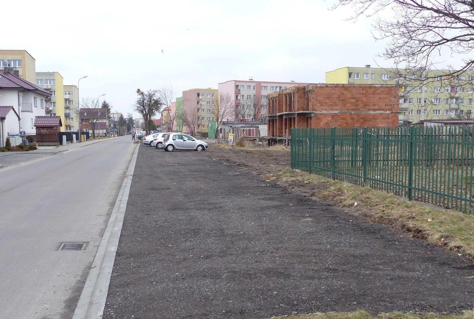 30 nowych miejsc postojowych przy Legionów