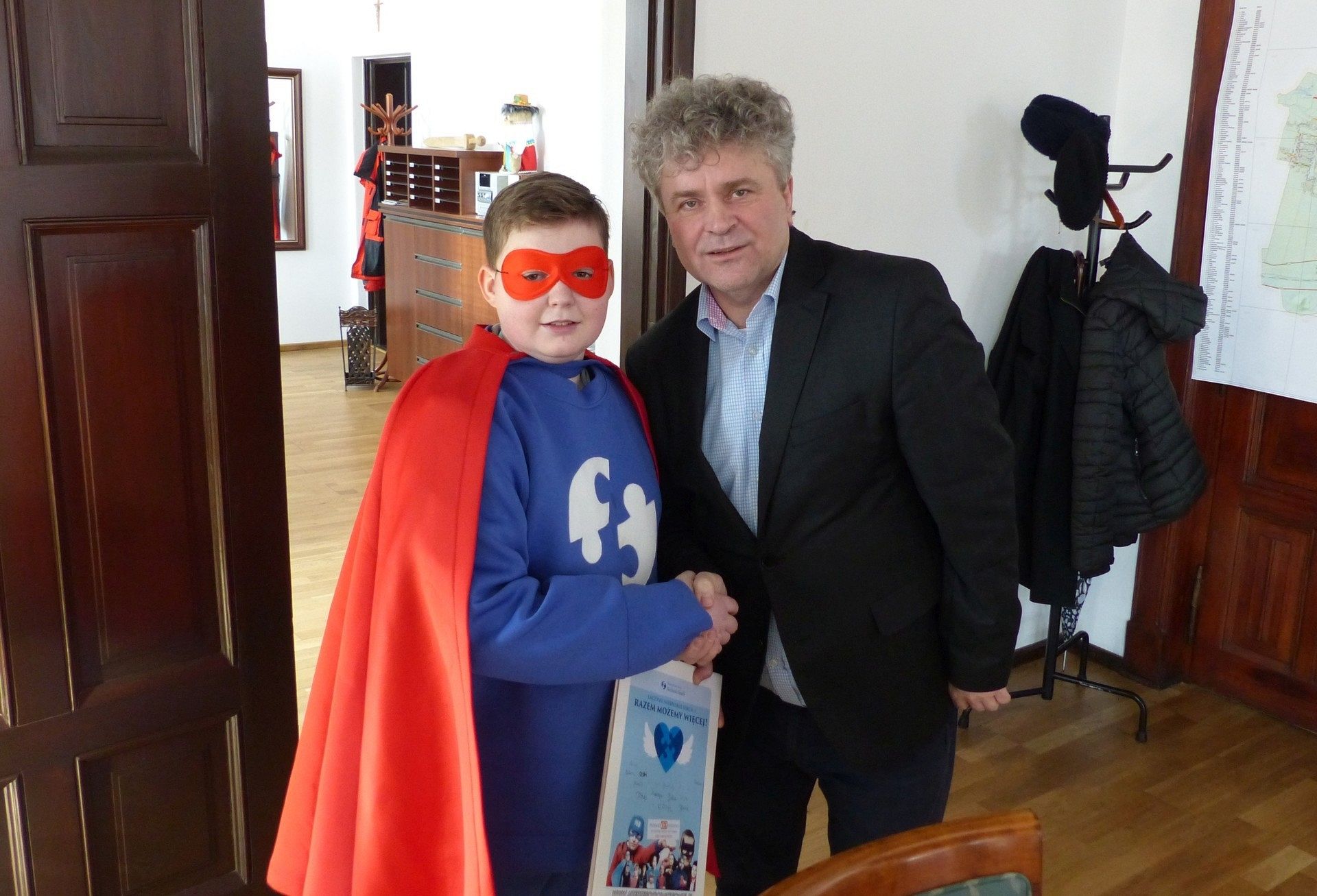 Ambasador „Niebieskich Bohaterów” w ratuszu