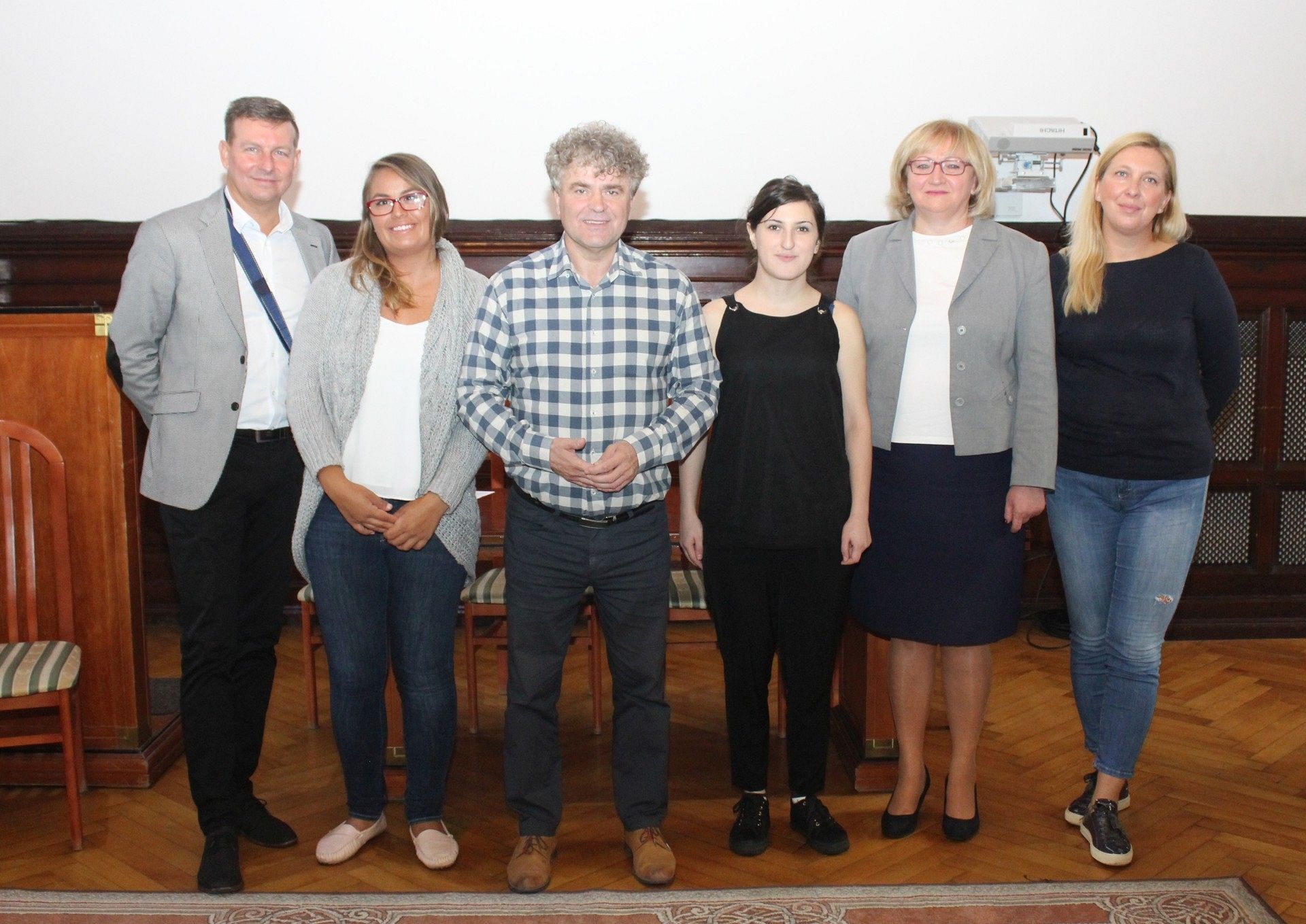 Wolontariusze z Meksyku i Gruzji w ratuszu