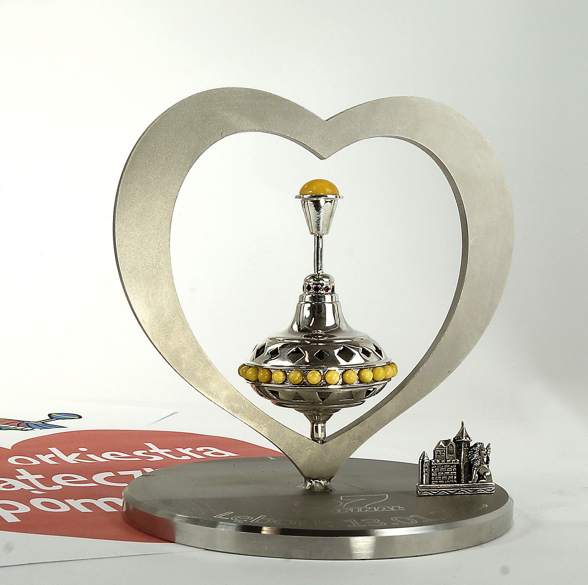Licytacja statuetek - 27 finał WOŚP w Lęborku