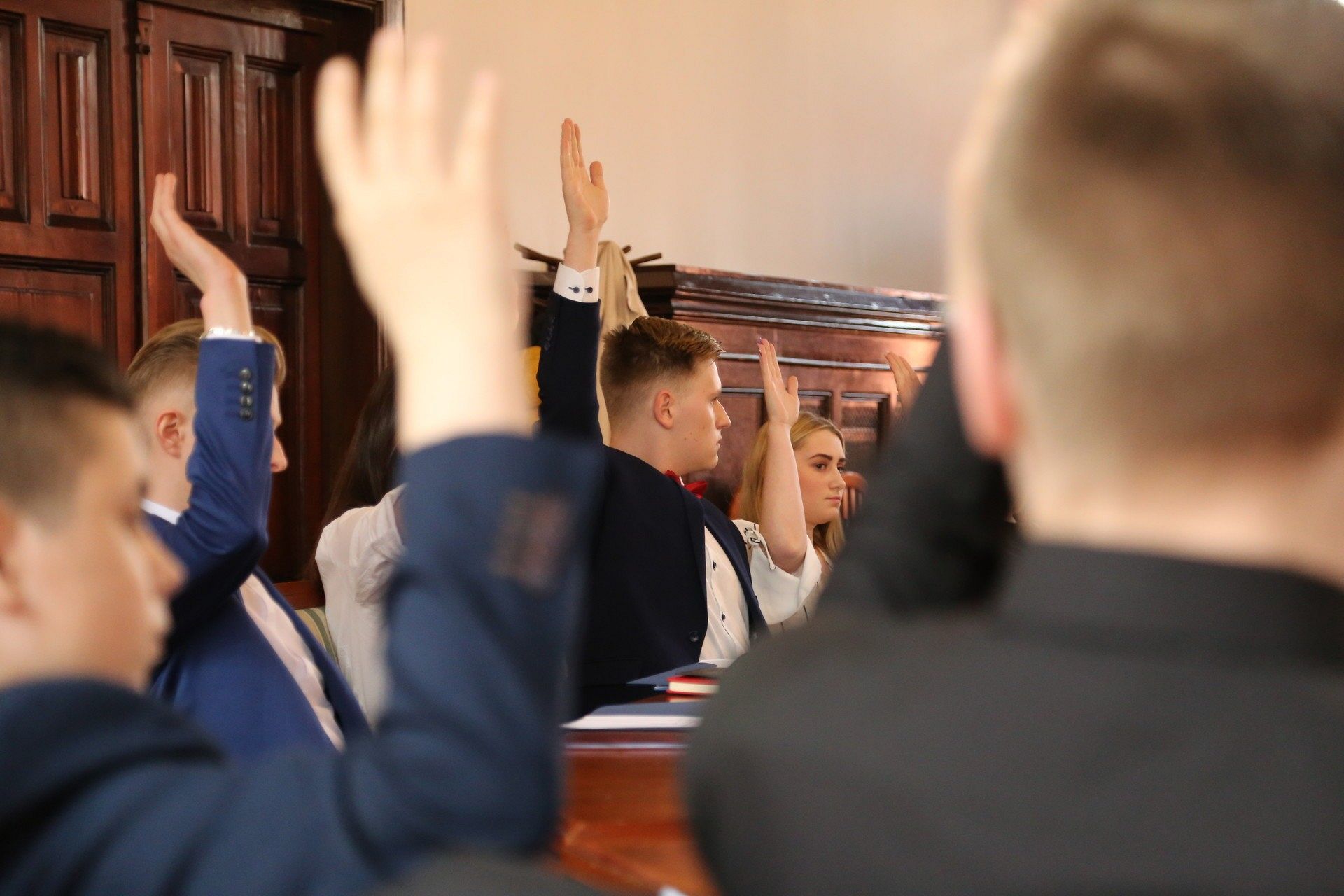 Zaproszenie na V Sesję Młodzieżowej Rady Miejskiej