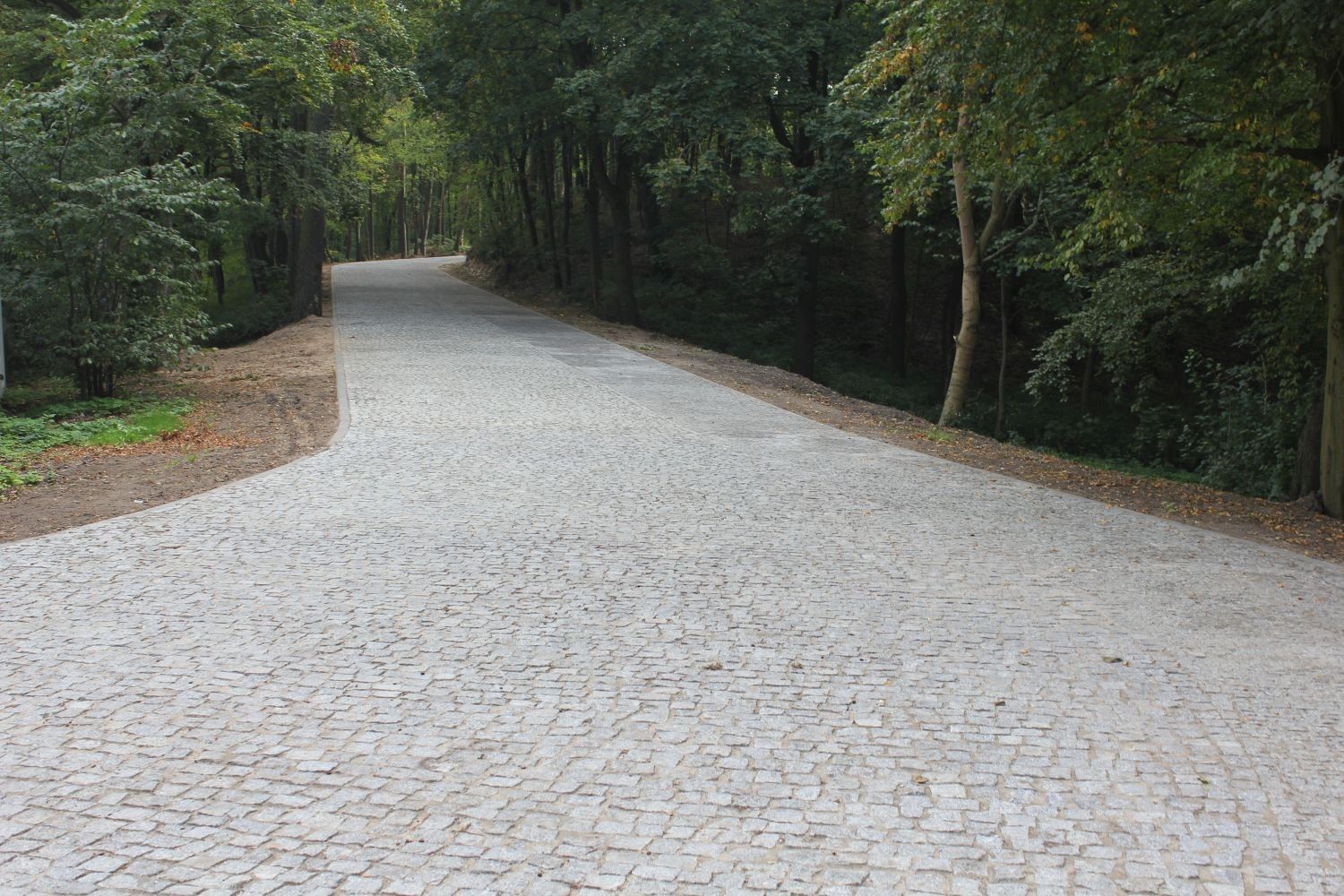 Ulica Piękna z nową nawierzchnią