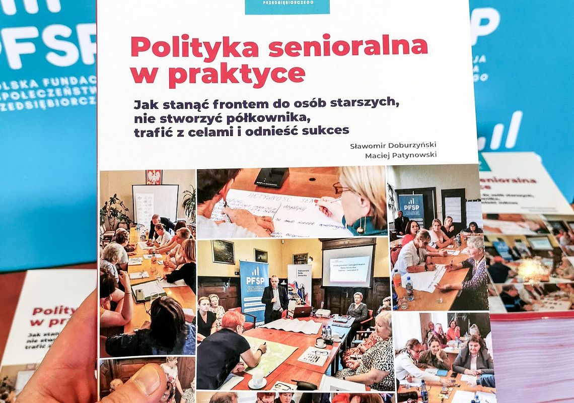 Bezpłatny poradnik na temat polityki senioralnej 46110