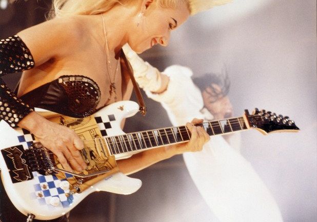 Gitarzystka Michaela Jacksona zagra w Lęborku 8301