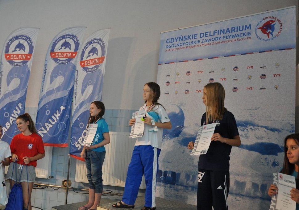 16 medali dla pływaków SOLEX-u Lębork 16275