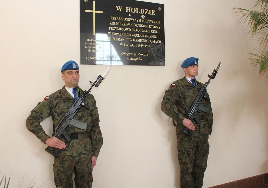 8 października Msza Św. pamięci Żołnierzy-Górników 21302