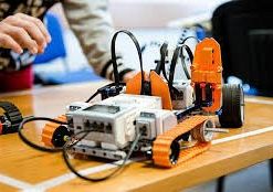 Zajęcia z konstruowania i programowania robotów 27746
