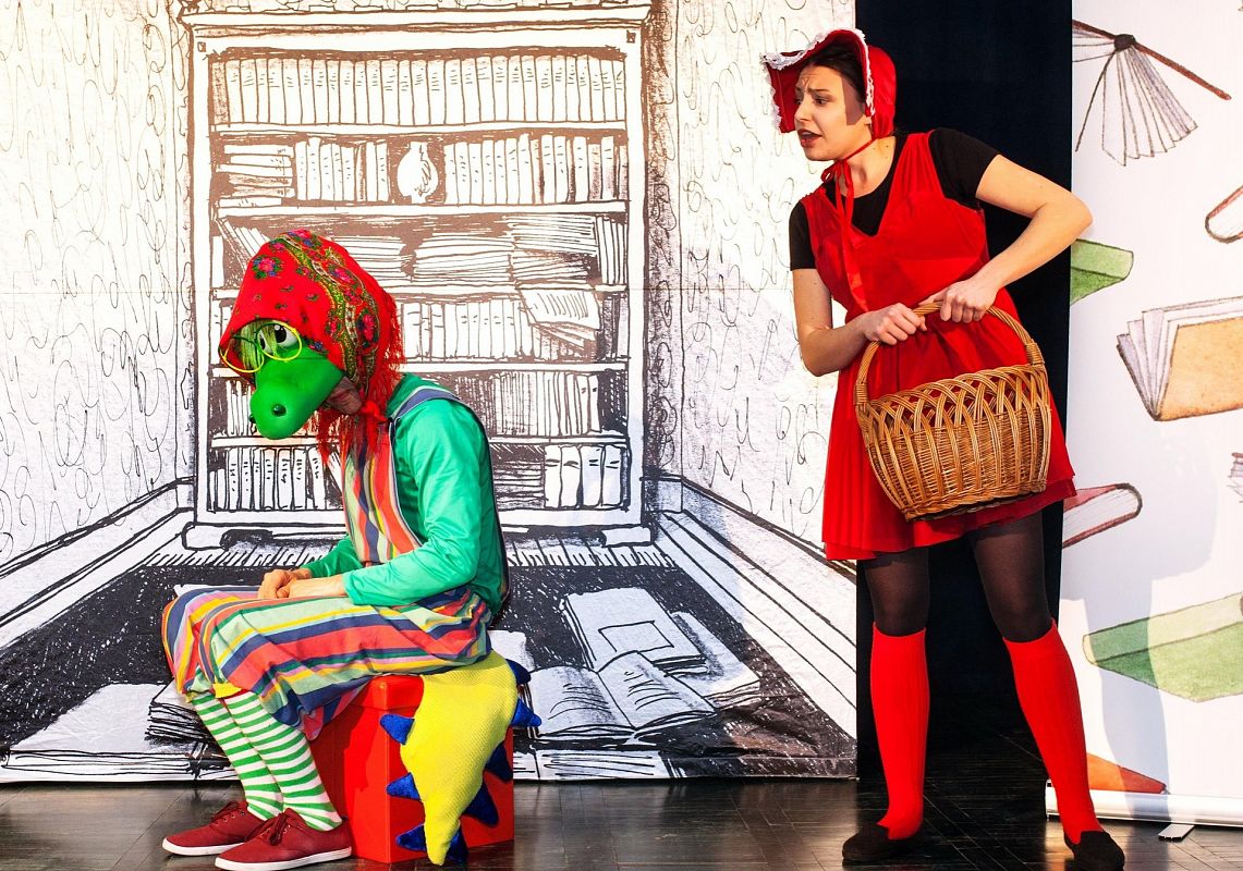 Spektakl teatralny „W 7 dni dookoła bajek” 31566