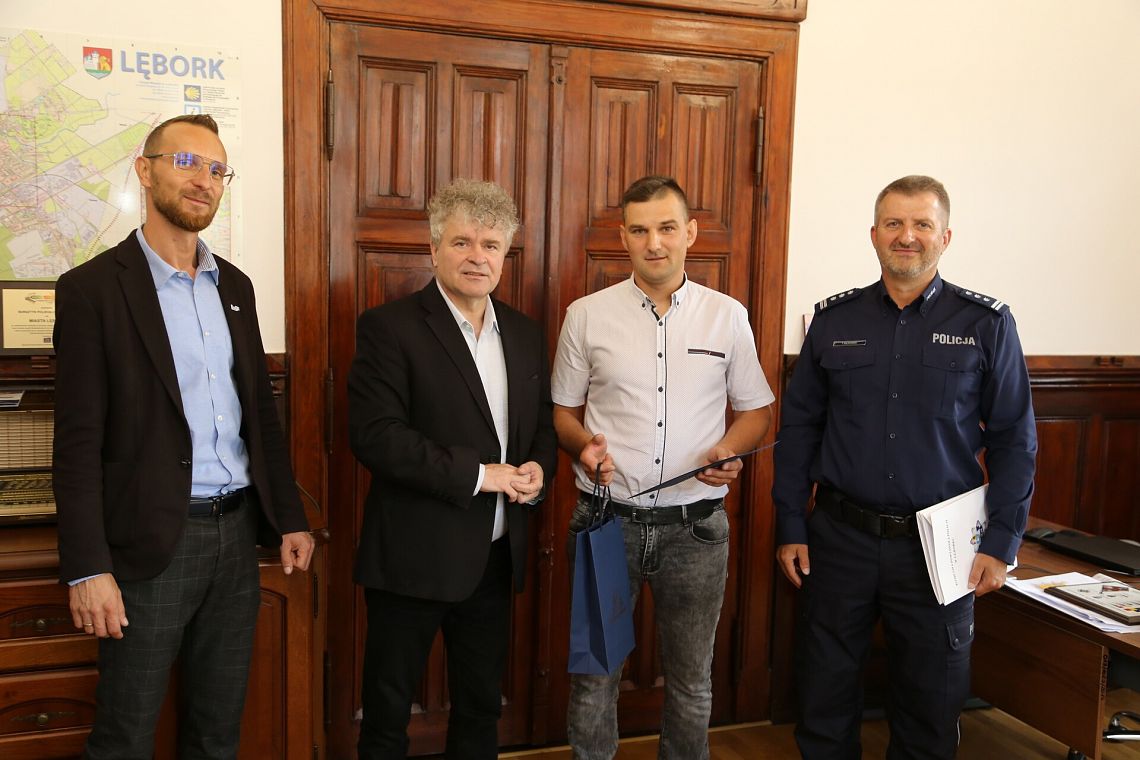 Burmistrz podziękował za obywatelską postawę 49280