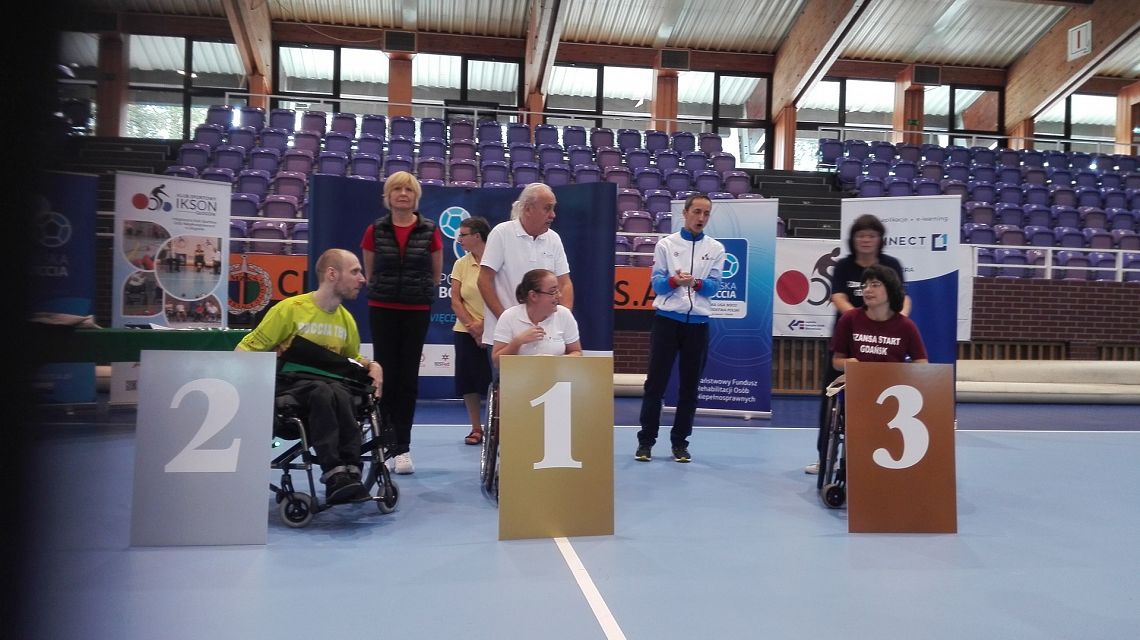 Karolina znowu na podium 33820