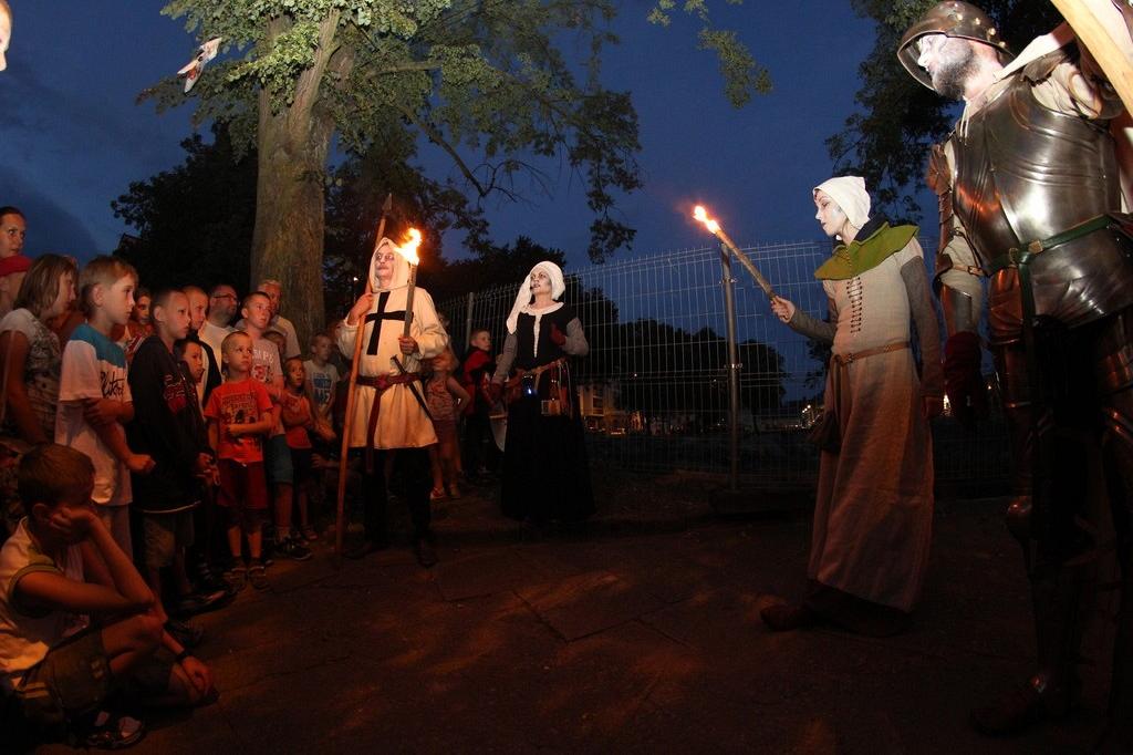 Pospaceruj z duchami Krzyżaków